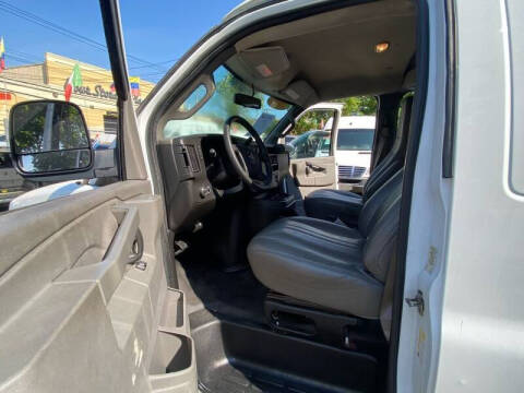 2019 GMC Savana 2500