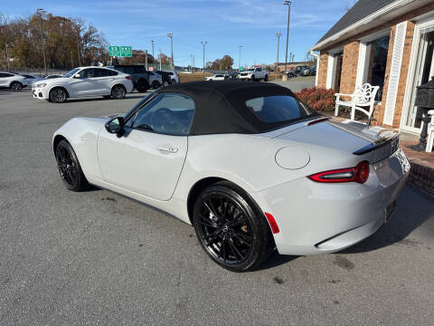 2024 Mazda MX-5 Miata Club
