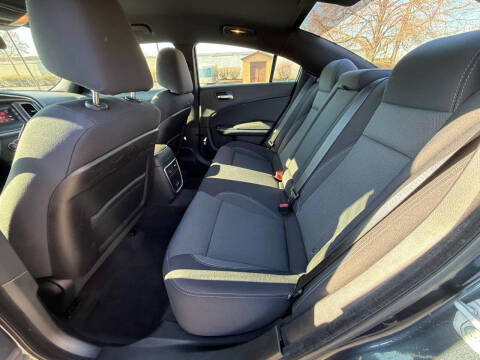 2016 Dodge Charger SE