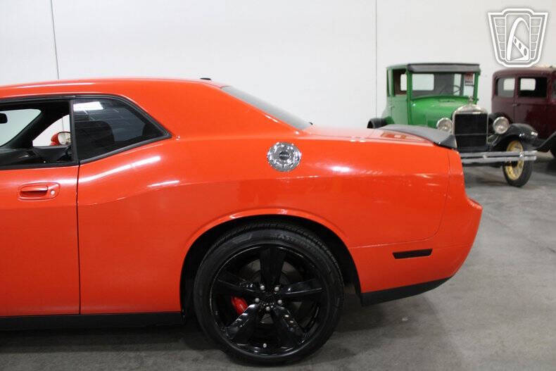 2009 Dodge Challenger SRT8