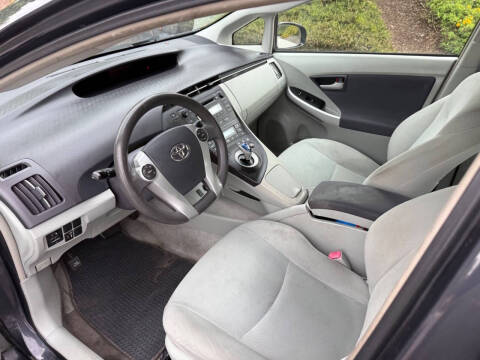 2010 Toyota Prius II
