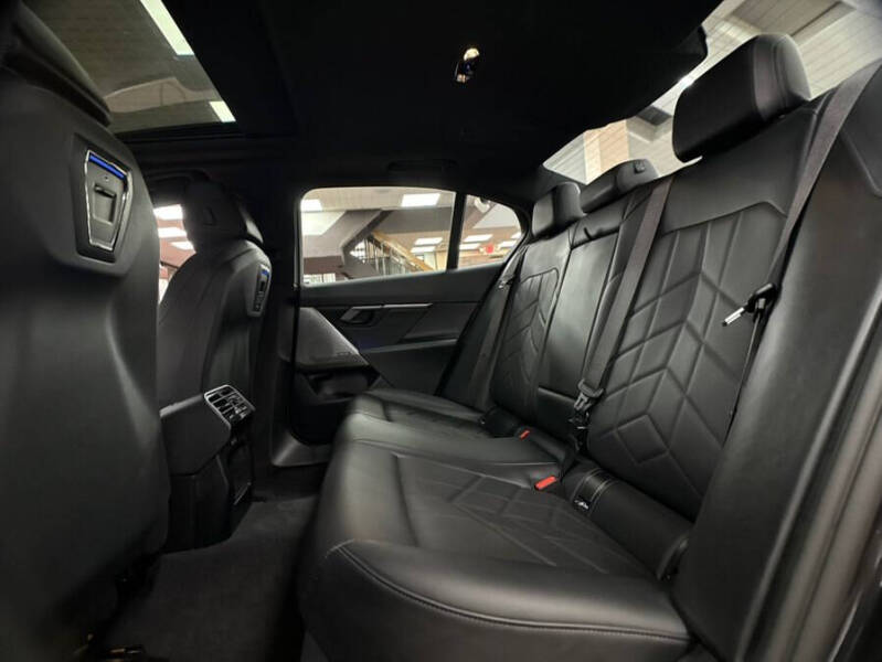 2025 BMW 5 Series 530i xDrive