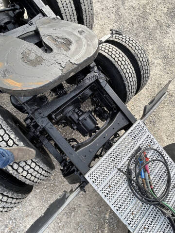 2016 Peterbilt 579 Road 579 Road Tractor