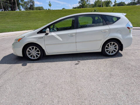 2012 Toyota Prius v Five