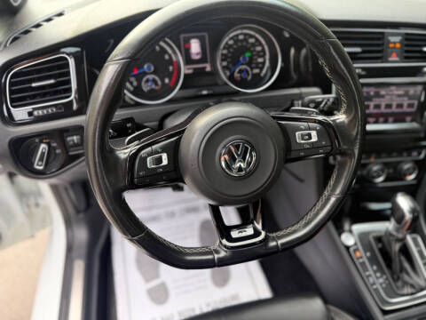 2015 Volkswagen Golf R 4Motion
