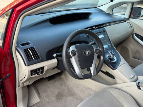 2010 Toyota Prius III