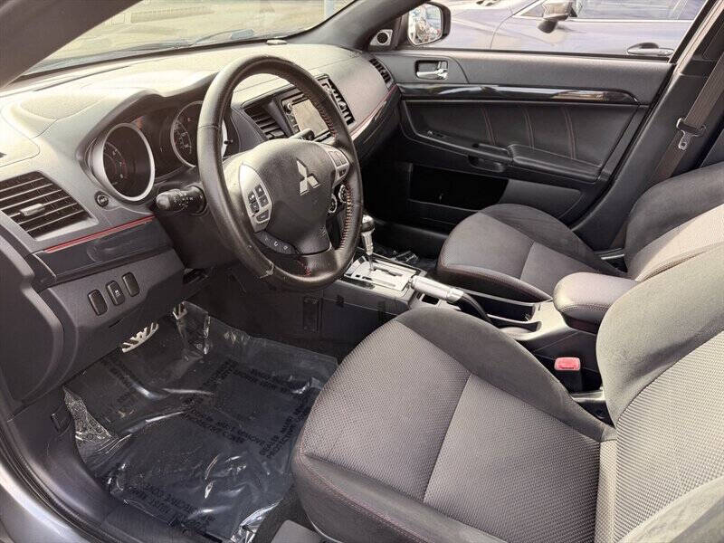 2017 Mitsubishi Lancer LE