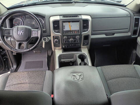 2015 RAM 1500 SLT