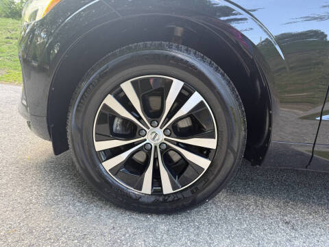 2023 Volvo XC60 B5 Core