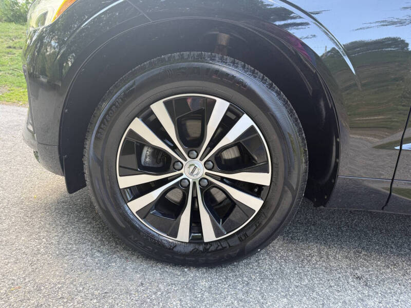 2023 Volvo XC60 B5 Core