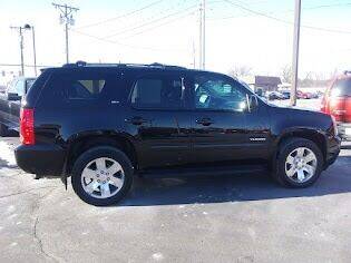 2014 GMC Yukon for sale at Village Auto Outlet in Milan IL