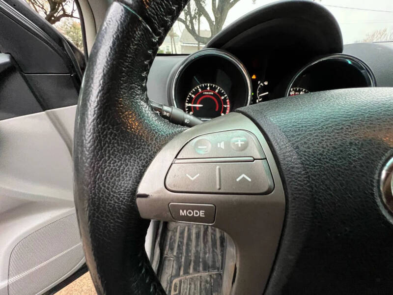 2010 Toyota Highlander SE