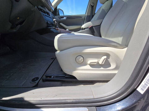 2012 Audi Q5 3.2 quattro Premium Plus