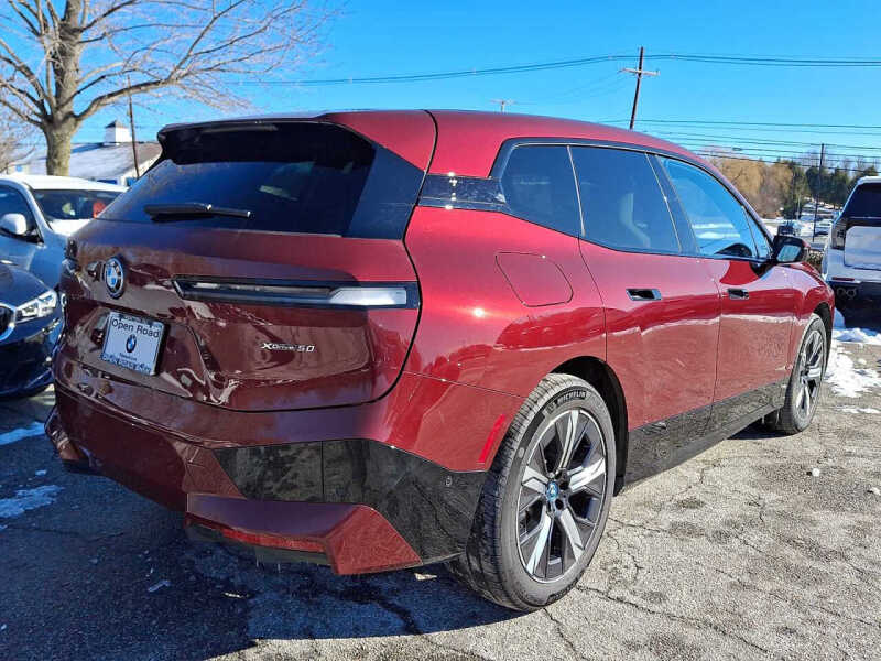 2024 BMW iX xDrive50