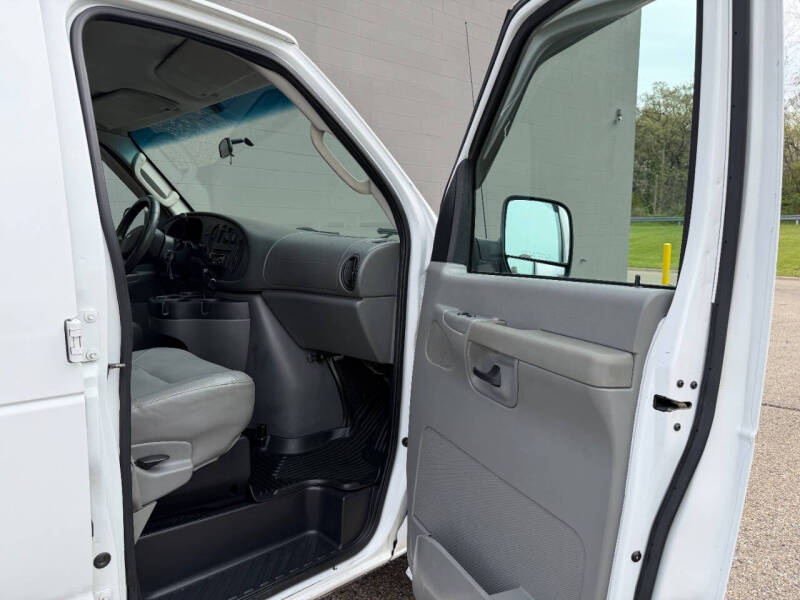 2007 Ford E-Series E-150