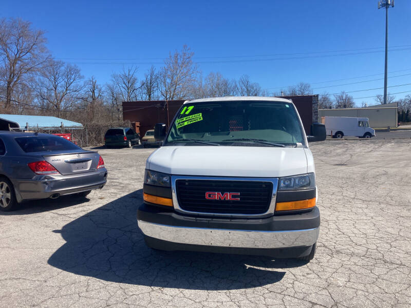 2017 GMC Savana for sale at BELL AUTO & TRUCK SALES in Fort Wayne IN