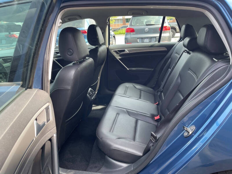 2015 Volkswagen Golf TSI S