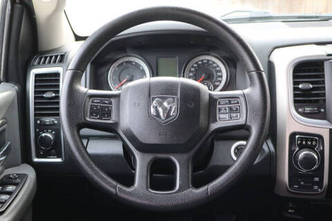 2016 RAM 1500 SLT