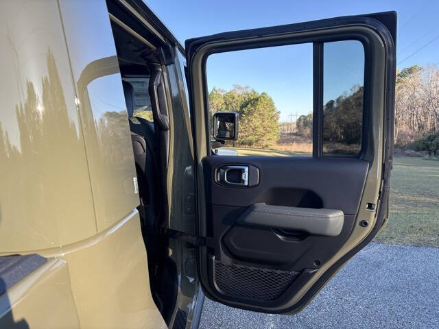 2025 Jeep Gladiator Mojave