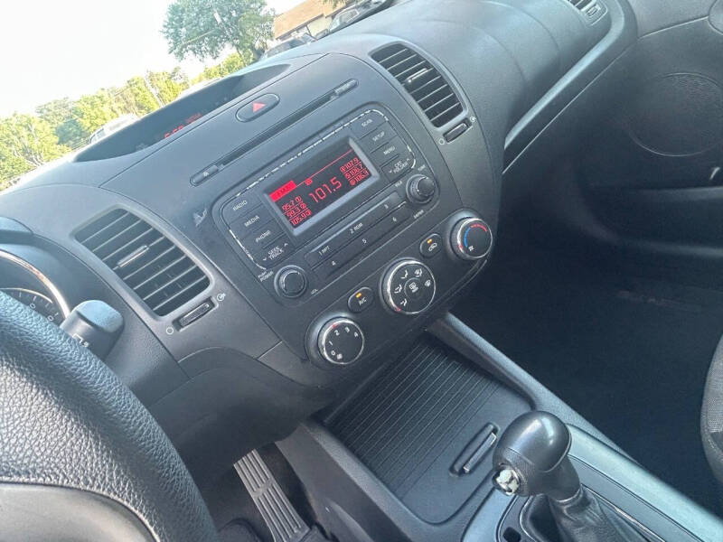 2016 Kia Forte5 LX