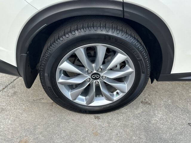 2022 Infiniti QX50 Essential