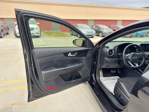 2021 Kia Forte GT Line