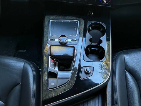 2017 Audi Q7 3.0T quattro Premium Plus