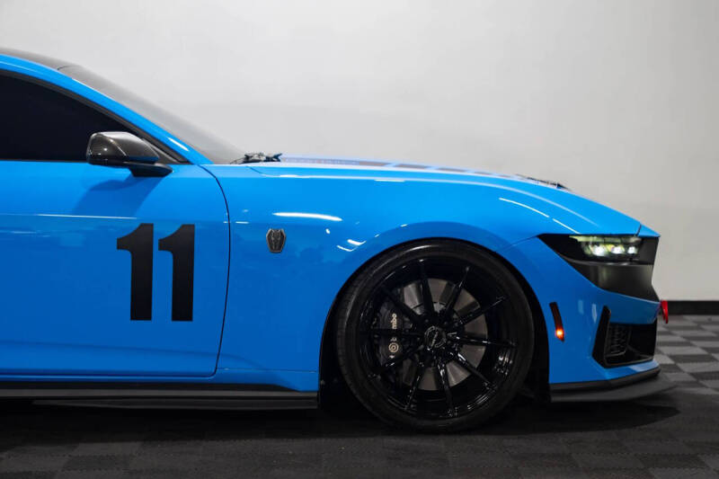 2024 Ford Mustang Dark Horse