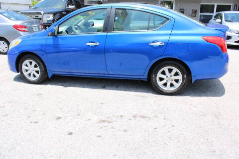 2013 Nissan Versa 1.6 S