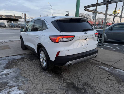 2020 Ford Escape SE