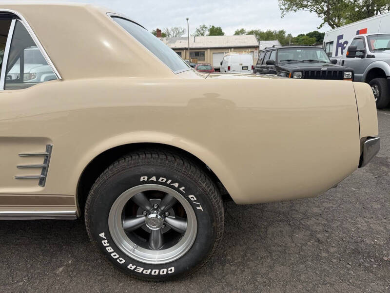 1966 Ford Mustang