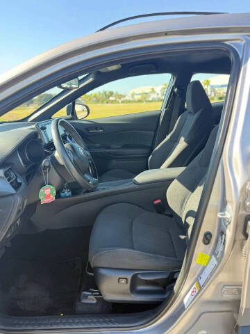 2018 Toyota C-HR XLE Premium