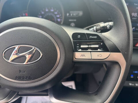 2022 Hyundai Elantra