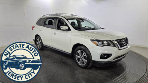 2018 Nissan Pathfinder SL