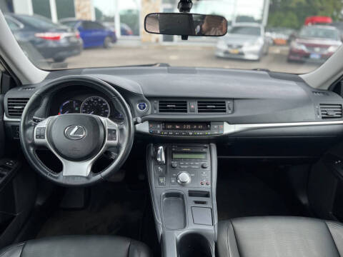 2011 Lexus CT 200h