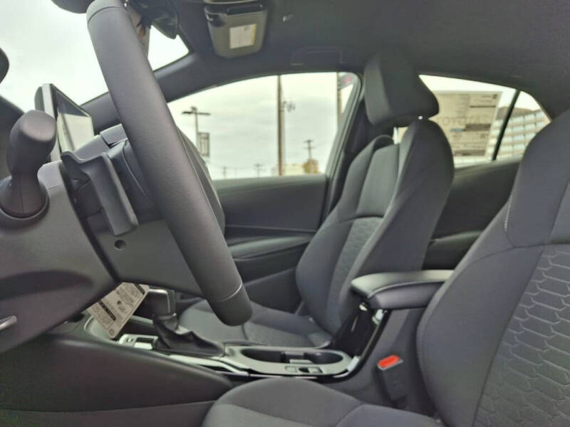 2026 Toyota Corolla Hatchback SE