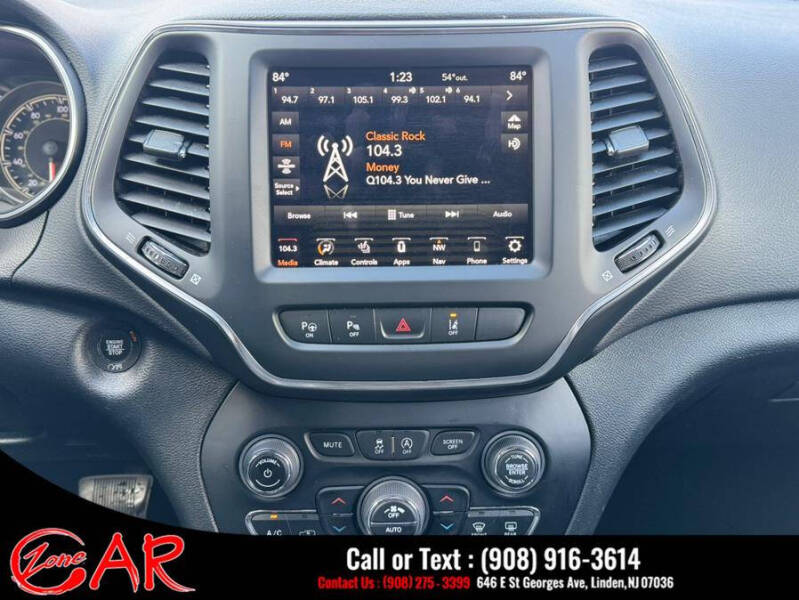 2023 Jeep Cherokee Altitude Lux