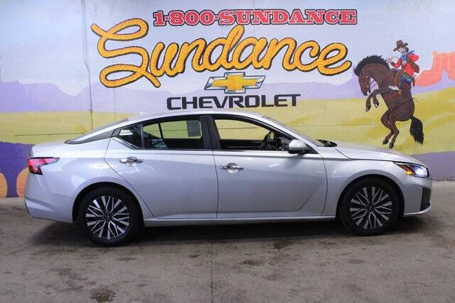 2023 Nissan Altima SV