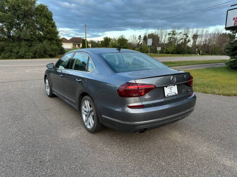 2017 Volkswagen Passat 1.8T SEL Premium
