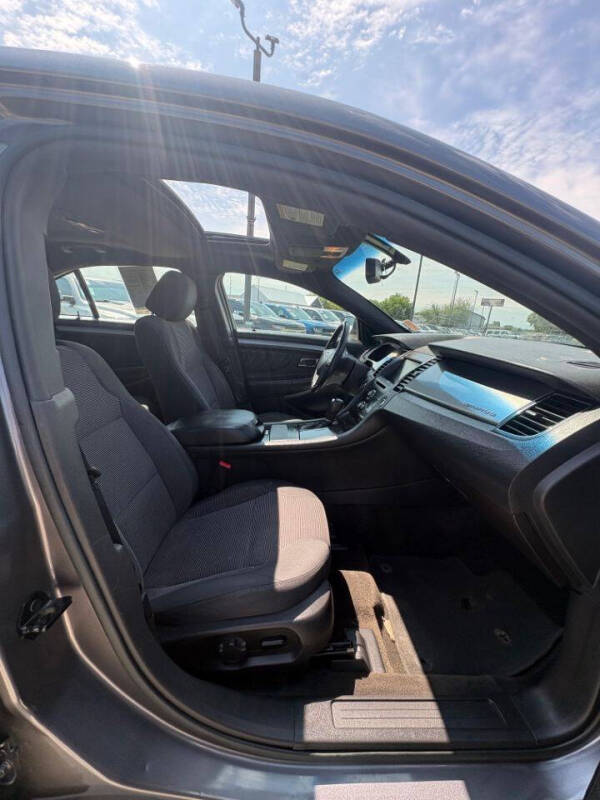 2013 Ford Taurus SEL