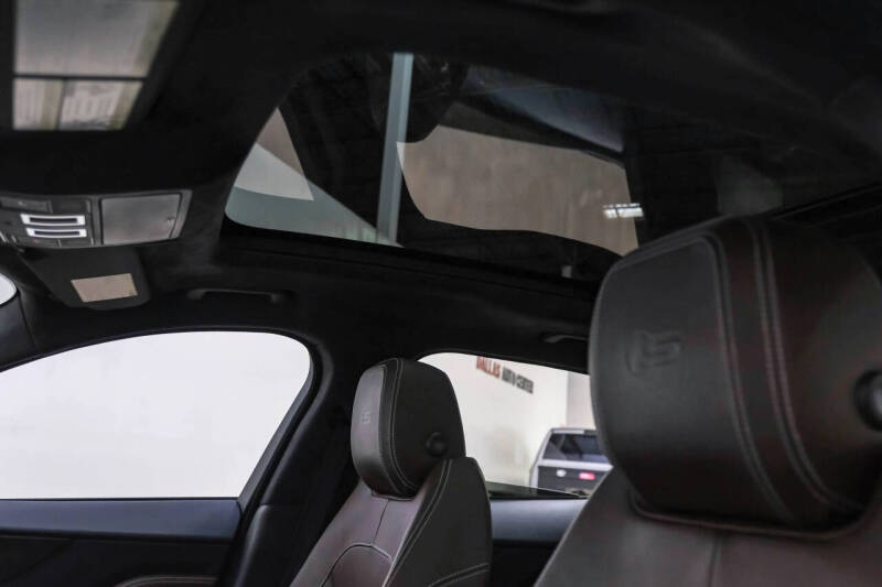 2018 Jaguar F-PACE S