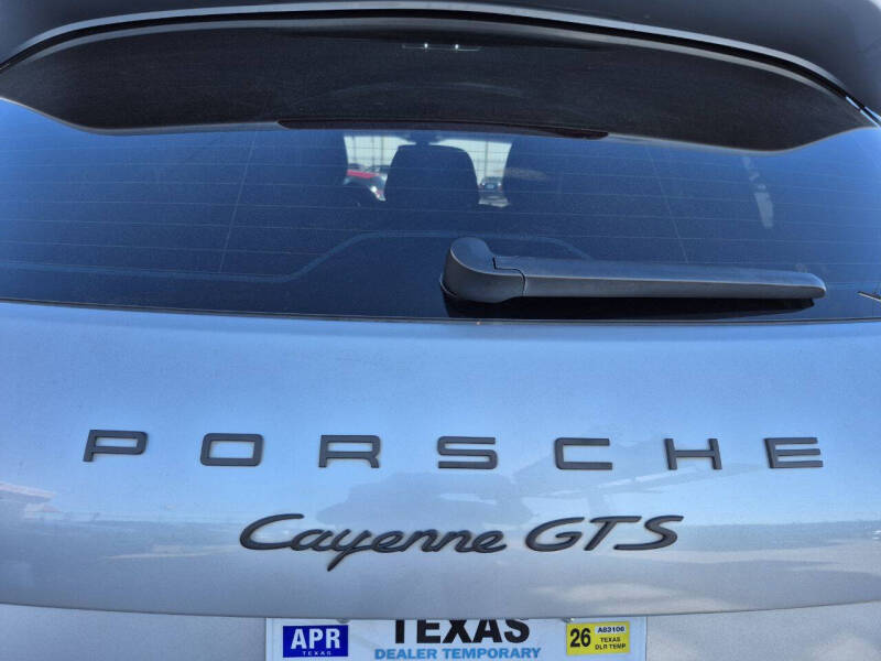 2016 Porsche Cayenne GTS