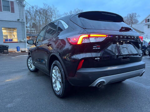 2022 Ford Escape SE