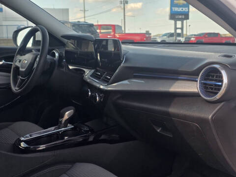 2024 Chevrolet Trax LT