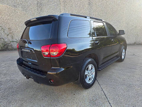 2012 Toyota Sequoia SR5