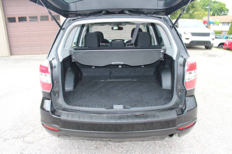 2016 Subaru Forester 2.5i