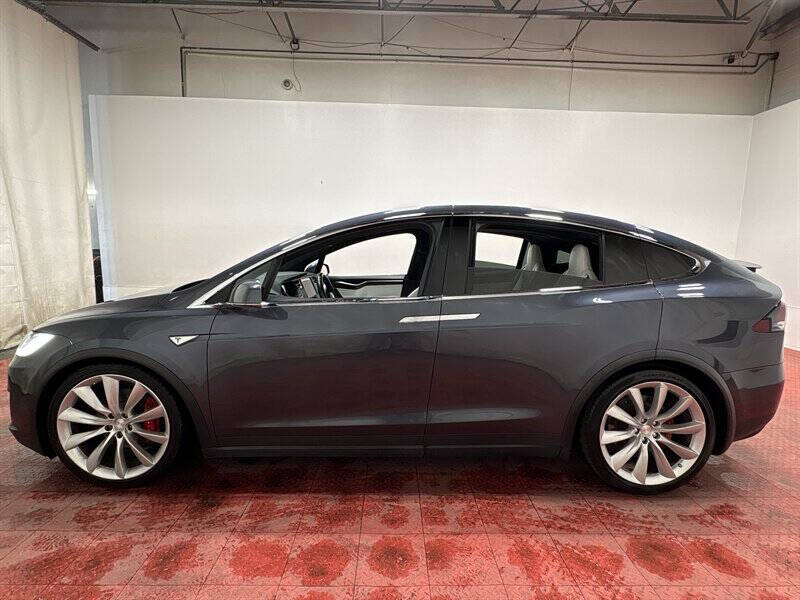 2016 Tesla Model X P90D