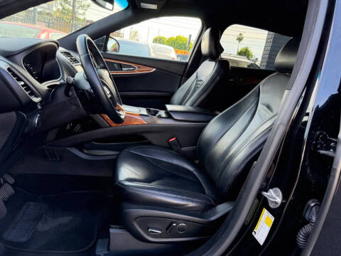 2016 Lincoln MKX Select