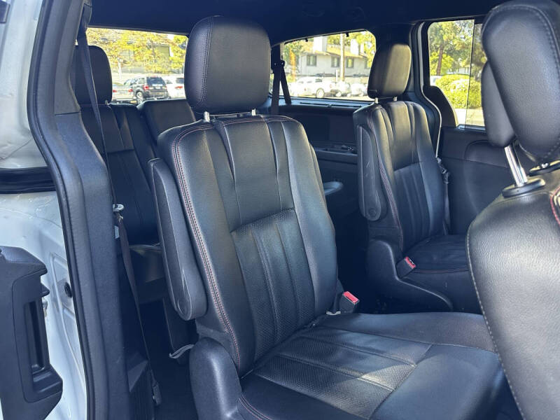 2017 Dodge Grand Caravan GT