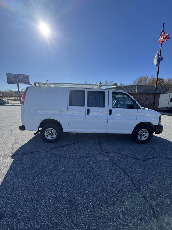 2016 GMC Savana 3500